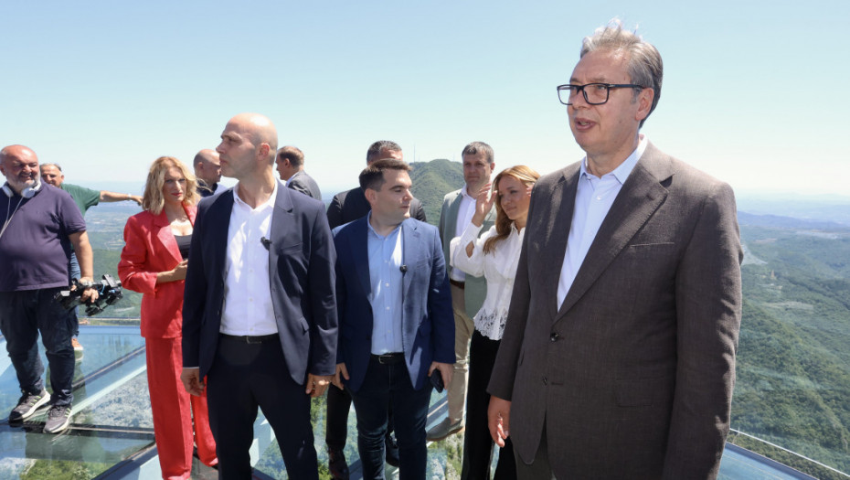 Vučić sutra u Knjaževcu i Svrljigu na turneji