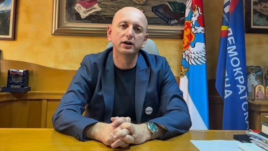 Možda bi odobrovoljili Hrvate ako bismo na nebu ispisali Za dom spremni