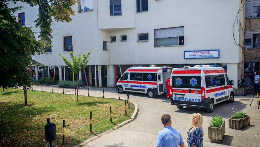 Vozač saniteta iz Vranja povređen u Grdelici skinut sa respiratora, ali i dalje životno ugrožen