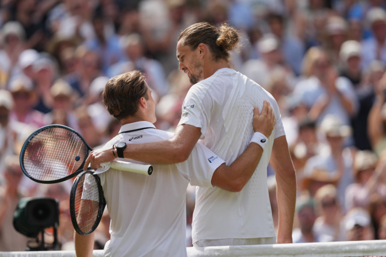 Zverev ima šansu za svoj prvi vimbldonski trofej: Nemac okončao "bajku" Britanca (FOTO)
