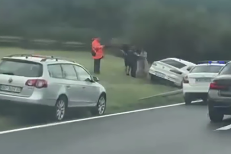 Kolaps posle Vrčina: Sudar dva automobila napravio kilometarske kolone (VIDEO)