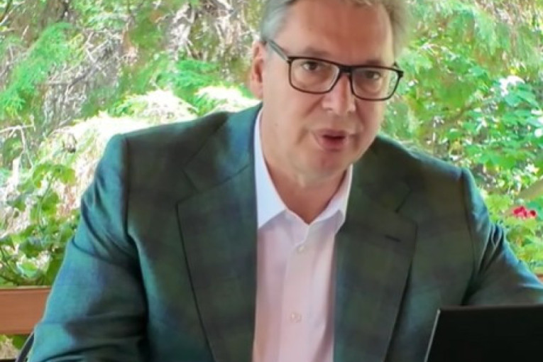Vučić o značaju platforme "Ko si, bre, ti": "Slušati ljude je naš najvažniji zadatak" (VIDEO)