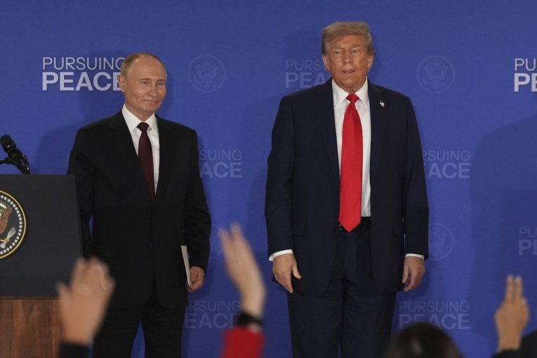 PUTIN SPREMAN ZA KRAJ RATA?! Tramp izneo tvrdnju koja je UZDRMALA svet, Kremlj šalje potpuno drugačije signale! (VIDEO)