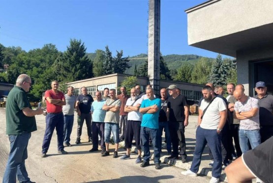 Osamnaest rudara RMU Zenica i dalje u jami Raspotočje, protest se nastavlja