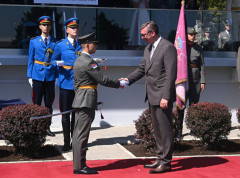 Vučić čestitao krsnu slavu Vojske Srbije