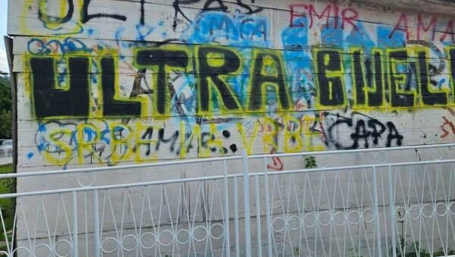Uzavrela atmosfera u Bijelom Polju zbog skandaloznog grafita „Srbe na vrbe“