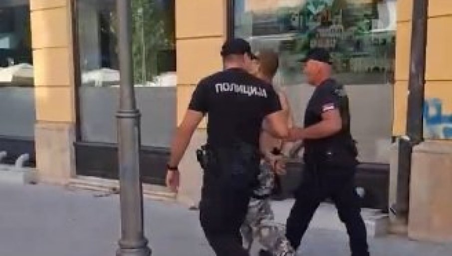 Policija u Kragujevcu razoružala monstruma (VIDEO)