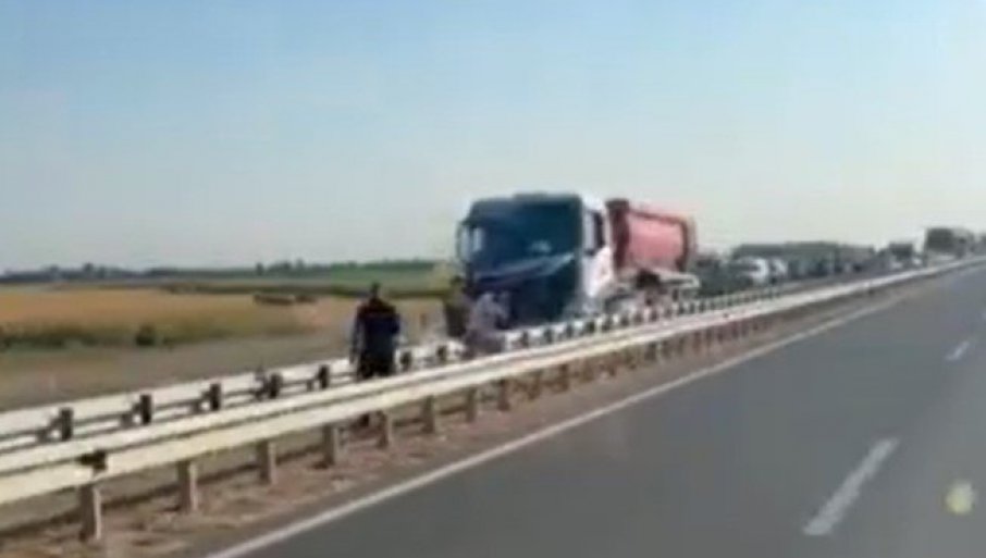 Snimak sa mesta nesreće ma putu Šabac