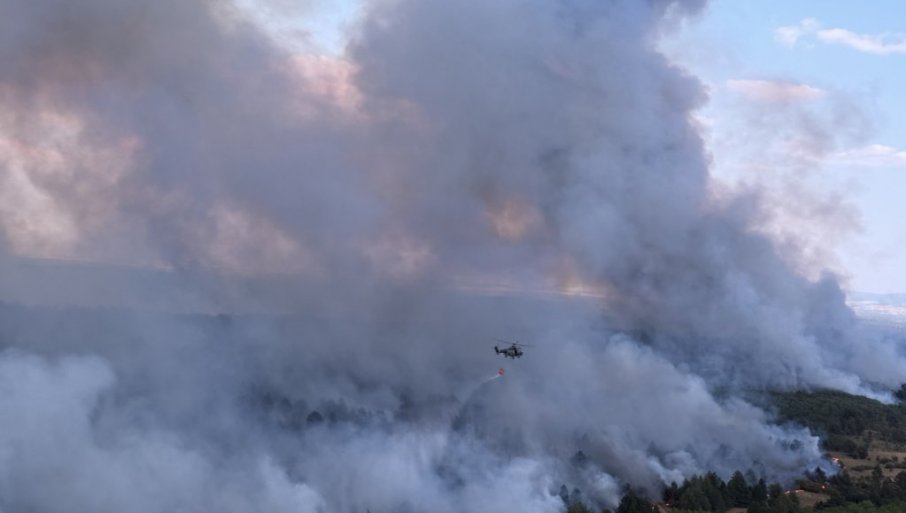 Situacija sa požarom ozbiljna, jak vetar otežava gašenje