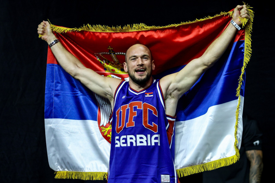 UFC BEOGRAD: SRBIJA ODNELA JOŠ JEDNU POBEDU – Borislav Nikolić „udavio“ Rusa! (VIDEO)
