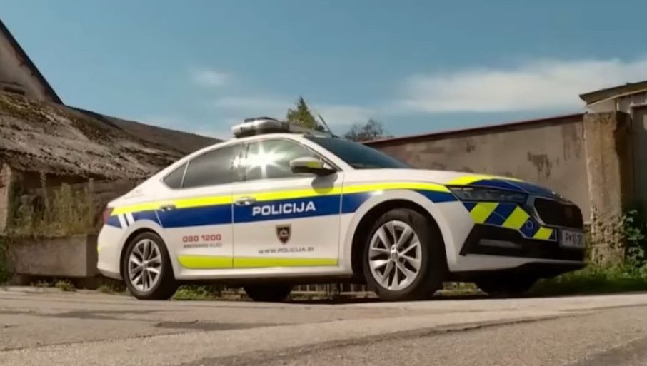 PUCAO KONOBARU PORED LICA, PA SE ZAKLJUČAO U TOALET: Usledila akcija policije
