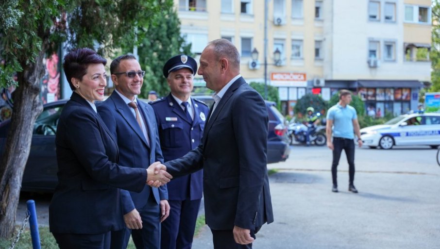 Direktor policije Dragan Vasiljević u Policijskoj upravi u Novom Sadu