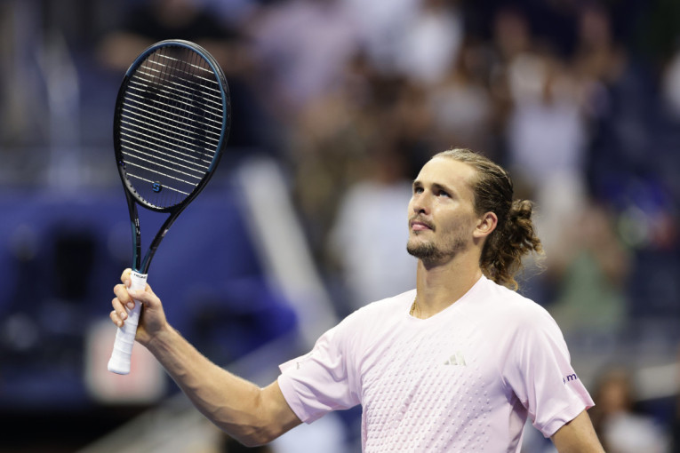 Zverev i Hačanov prošli u polufinale US opena